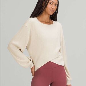 Lululemon Reversible Crossover Sweater
White Opal Small